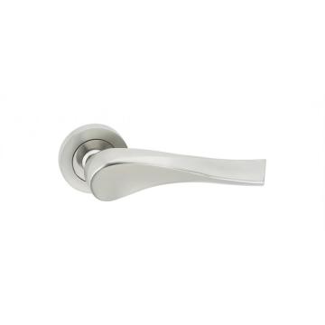 Nickel-plated door handle made of aluminum