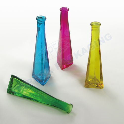 Triangle shape aromatherapy glass bottle Aromatherapy oils bottle