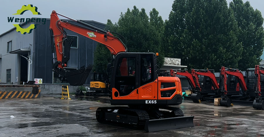 6.5 ton medium crawler hydraulic excavator photo