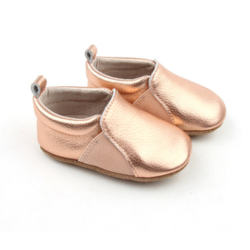 Zapatos de bebé de cuero dorado de moda para bebés recién nacidos