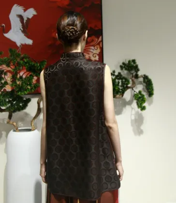 Heritage Xiangyun Sha Brown Sleeveless Top