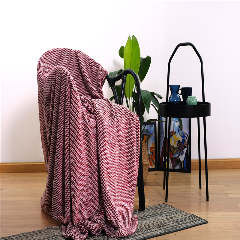 Wholesale Dyed Printed Short Plush Bed Covered Blanket