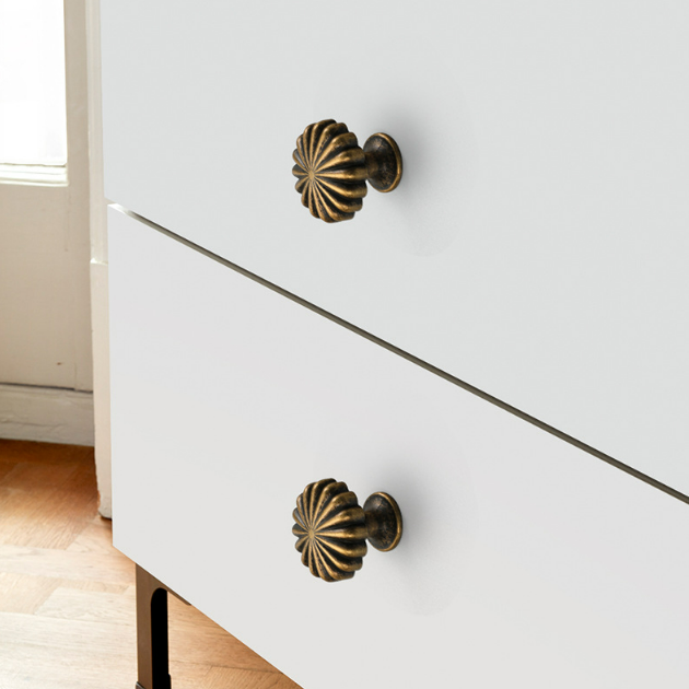 bronze cabinet pulls and knobs
