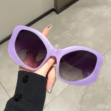 Elegant Vintage Oversized Cat Eye Sunglasses - Luxury Brand for Women