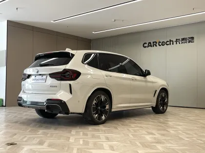 BMW iX3 2022 Innovation Leading model