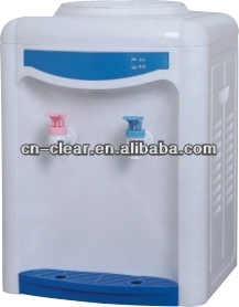Table top water dispenser
