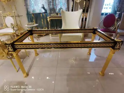 Golden Plated Royal Family Wedding Dinner Table Setup