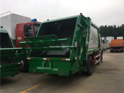 5 cubic compressed garbage collector truck