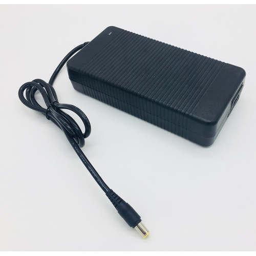 AC tot DC 24VDC Power Adapter 8.33A 200W