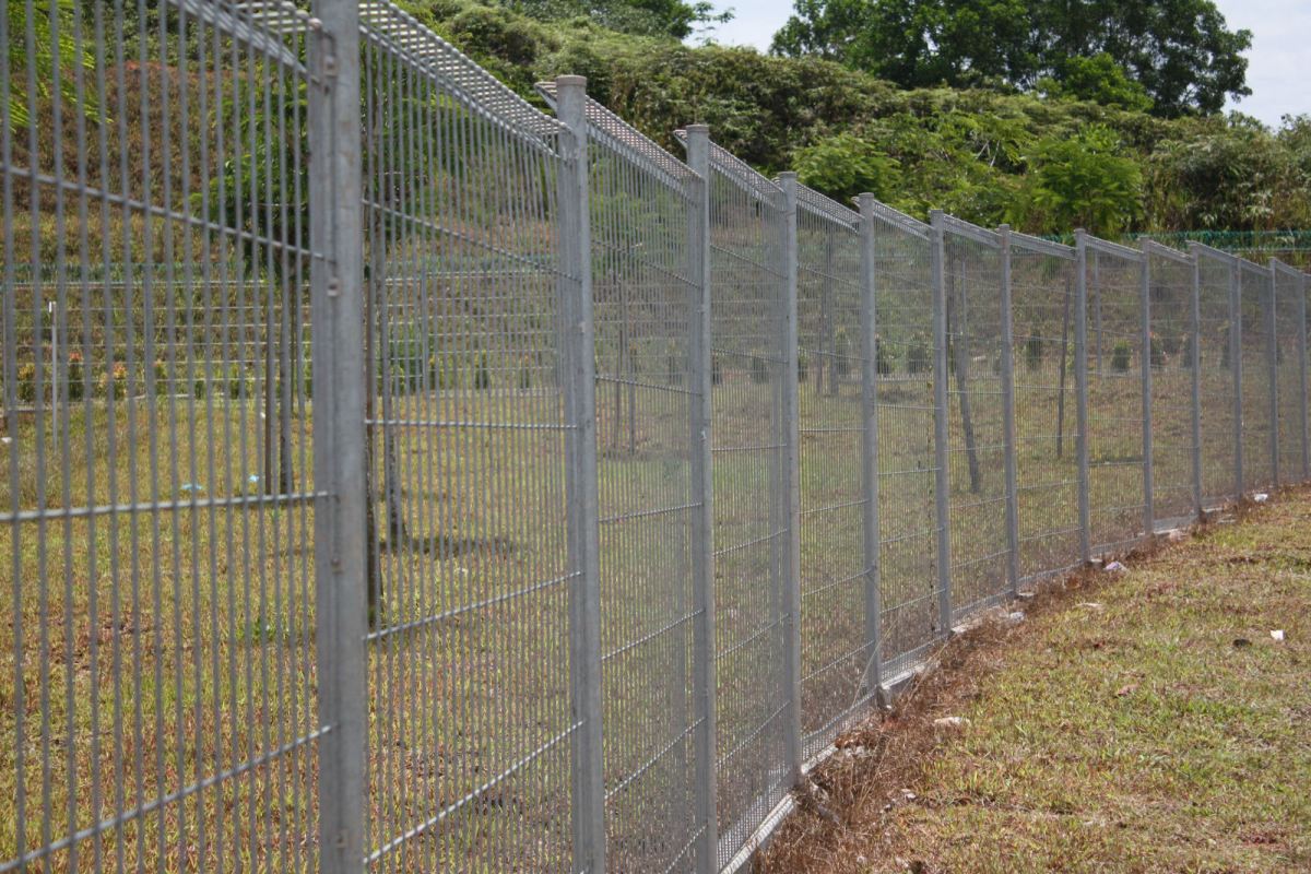 358fence (147)