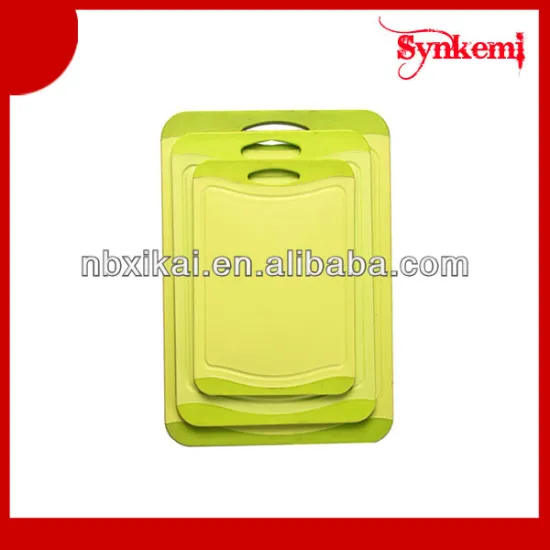 Square shaped plastic chopping board set