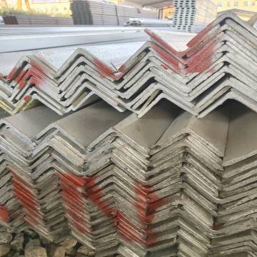 Componentes de acero angular para torres de transmisión de potencia