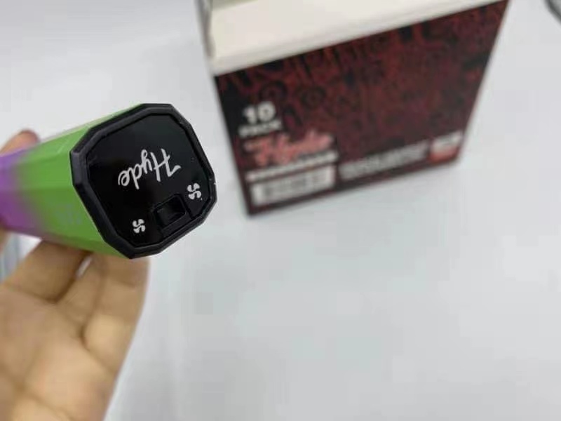 Hyde Edge Recharge 3300 затяжек