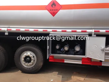 FAW 8X4 23000-26000Litres Heavy Fuel Tanker Truck