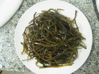 sublimated dried cut kelp