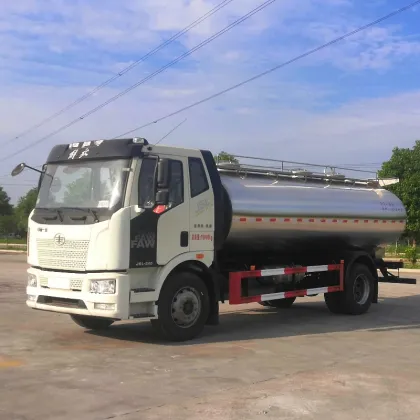 Jiefang Milk Tanker Designed for Fresh Milk Handling