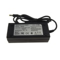 Alimentatore 12V 2A 24W per LCD / LED