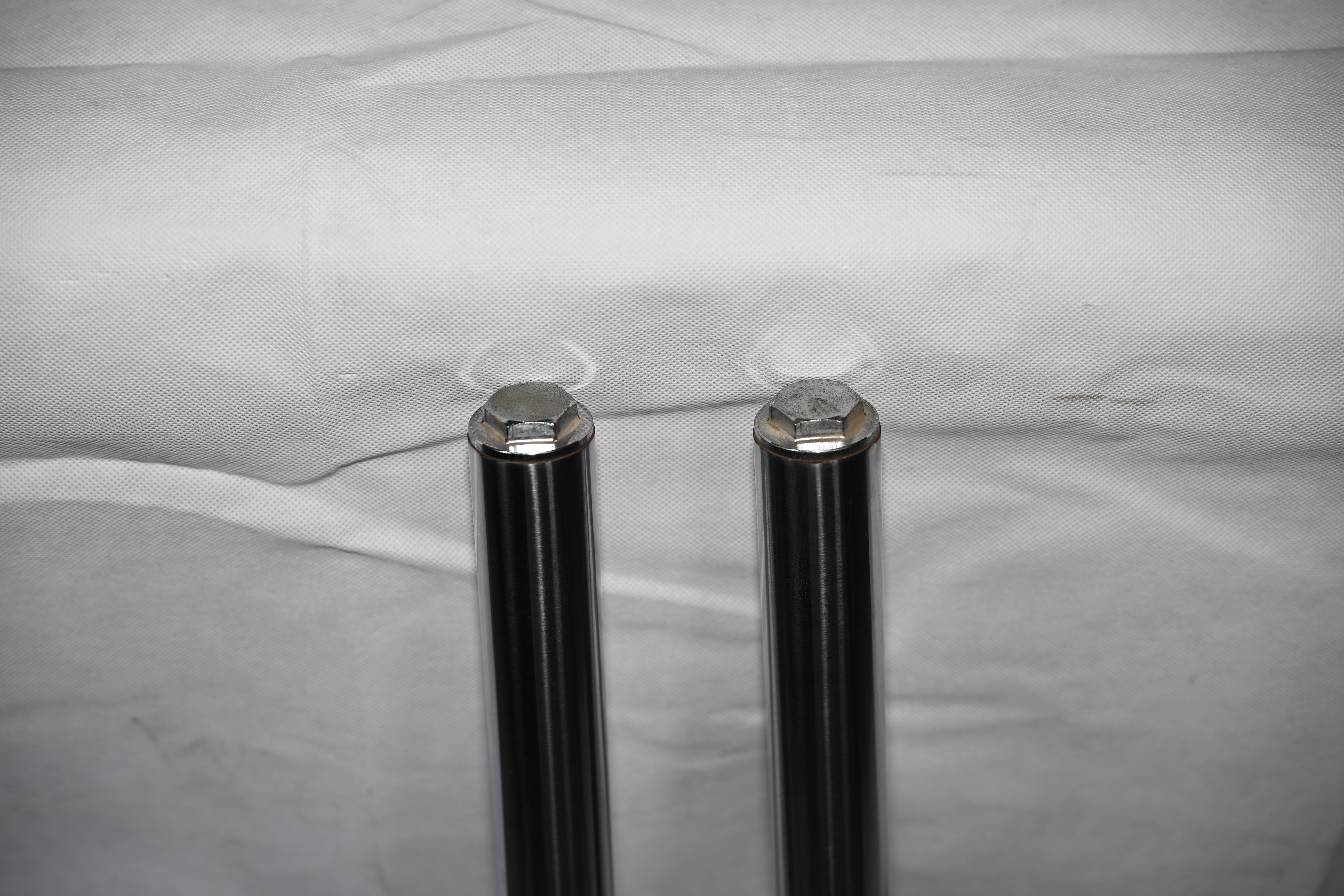 Hexagonal frame shock absorber