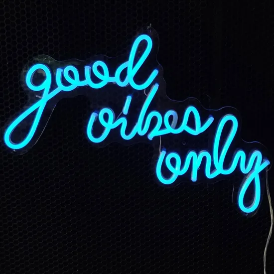 GOOD VIBES NEON LIGHT