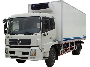 Export Diesel Engine Dongfeng 5T Refrigerator Truck