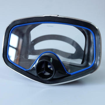 Classic Design Oval Scuba Freediving Mask: Premium One-Window Silicone Purged Mask for Value-Oriented Underwater Sports and Scuba Diving