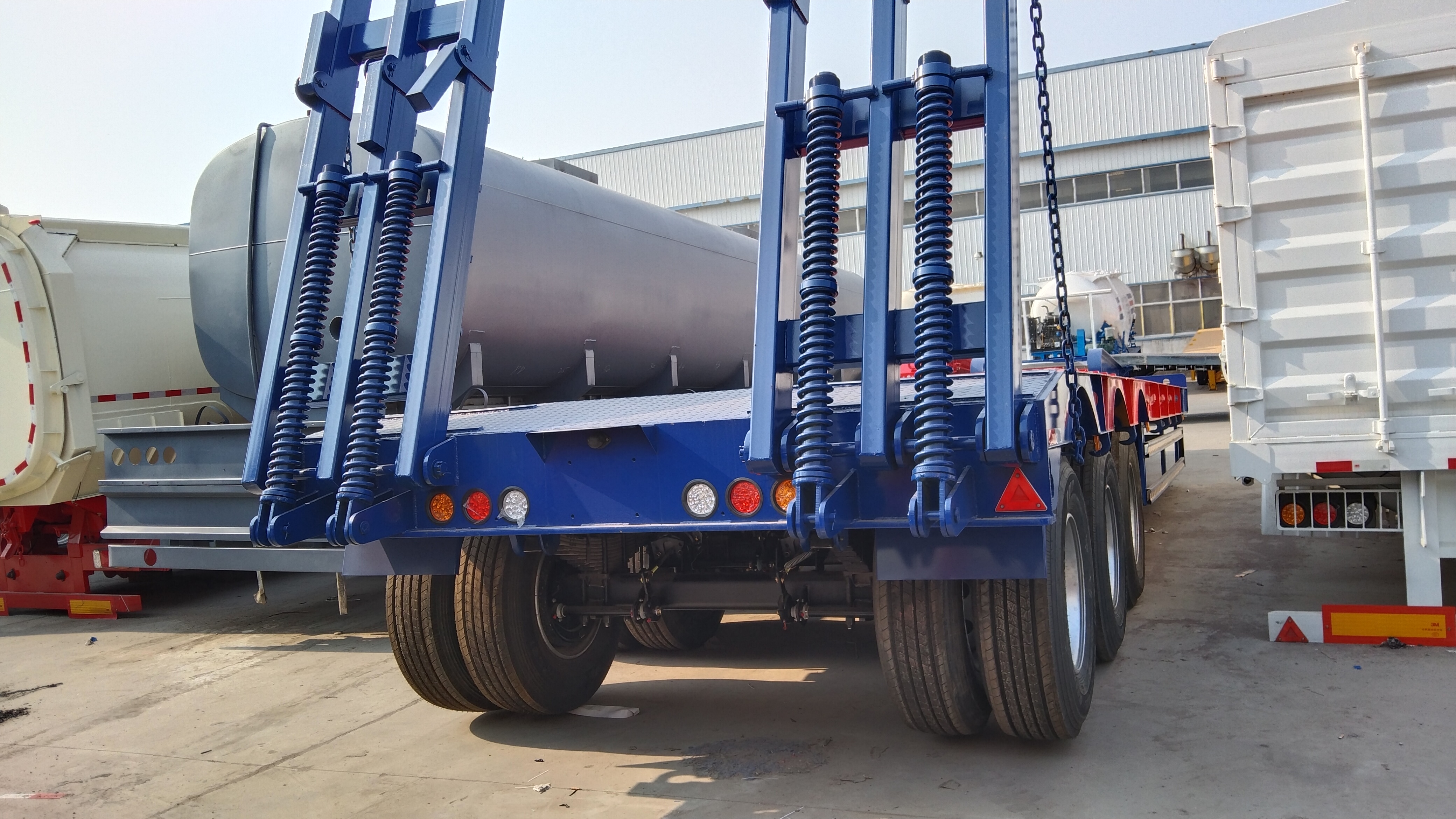 80 Tons lowbed trailer 