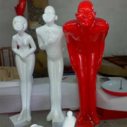 Modern Decoration Life Size Fiberglass Red Bowing Man Sculpture