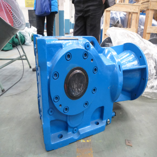 Large Output Torque Vertical Shaft Output Gearbox, High Quality Large