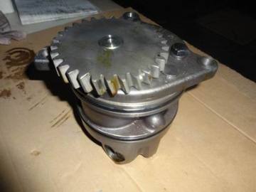 CUMMINS LUBRICATING OIL PUMP 3047549