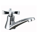 Retro ห้องอาบน้ำ ก๊อกน้ำอ่างล้างหน้าแบบผสมร้อนทองเหลืองแตะสีดำเดี่ยว Handle Basin Faucet