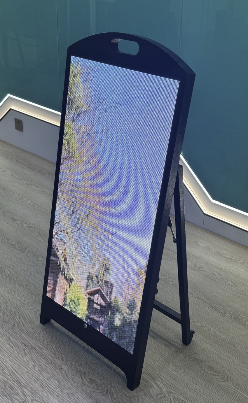 4500 ניטים תצוגת LED חיצונית בהירות גבוהה לקריאה לאור השמש