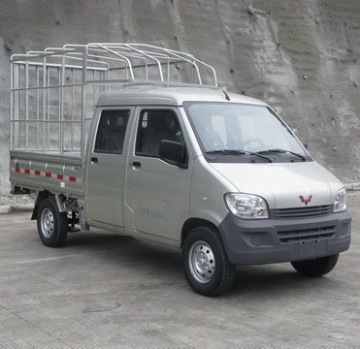 China Mini Stake Truck with Double-Cabin for Cheap Cargo Transport