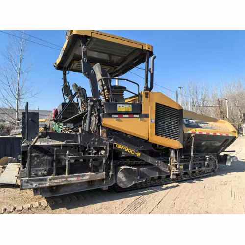 Máquina de pavimentação usada para serviço pesado