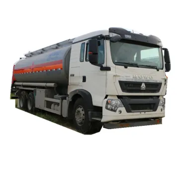 China Heavy HOWO T5G 6*4 Wheels 26ton Oil Tank Truck/ 24 Cubic Tank Volume Fuel Tank Truck