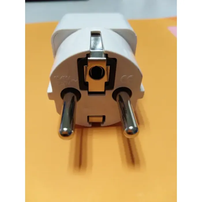 Adaptador de enchufe universal de 2 pines