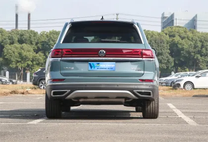 SAIC Volkswagen Teramont 2.0T Gasoline Luxury 7-Seater 4x4 SUV