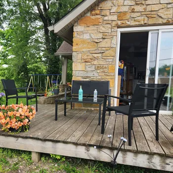 Modern Outdoor Patio Furniture Set: Metal Poolside Chairs with Coffee Table