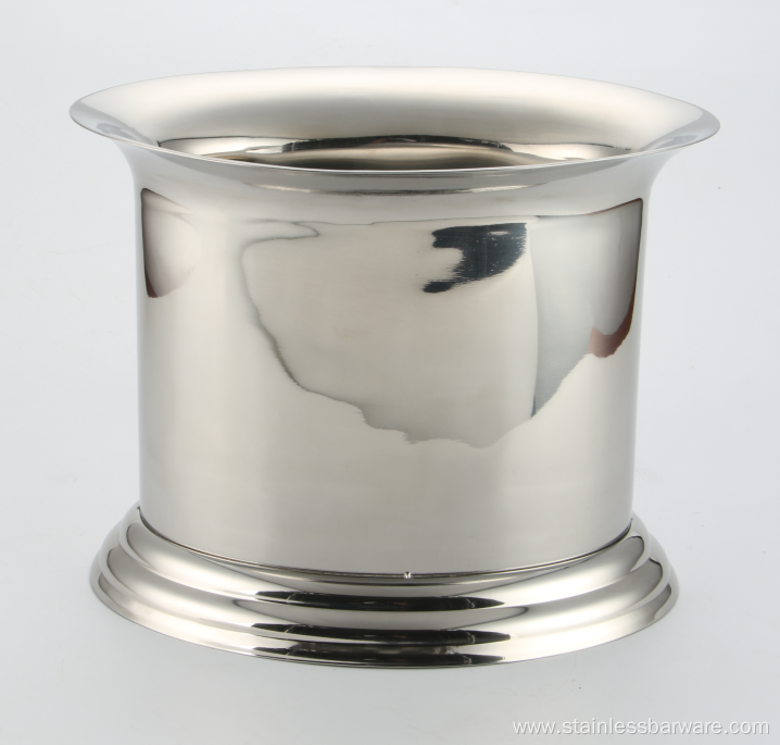 Stainless steel oval shaped ice bucket with divider