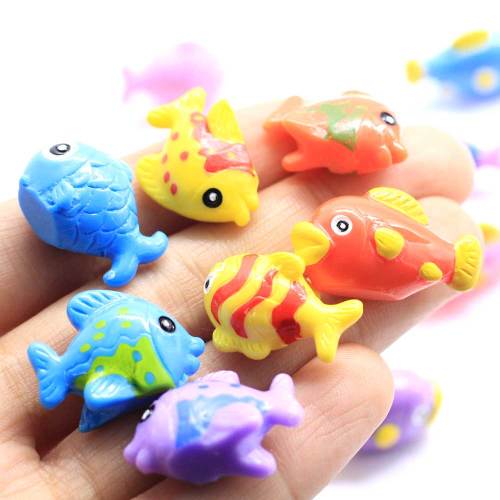 Herstellung niedliche fischförmige Harzperlen Kawaii-Harze für Schlafzimmer Telefon Dekor Spacer Craft Dekoration Perlen Charms