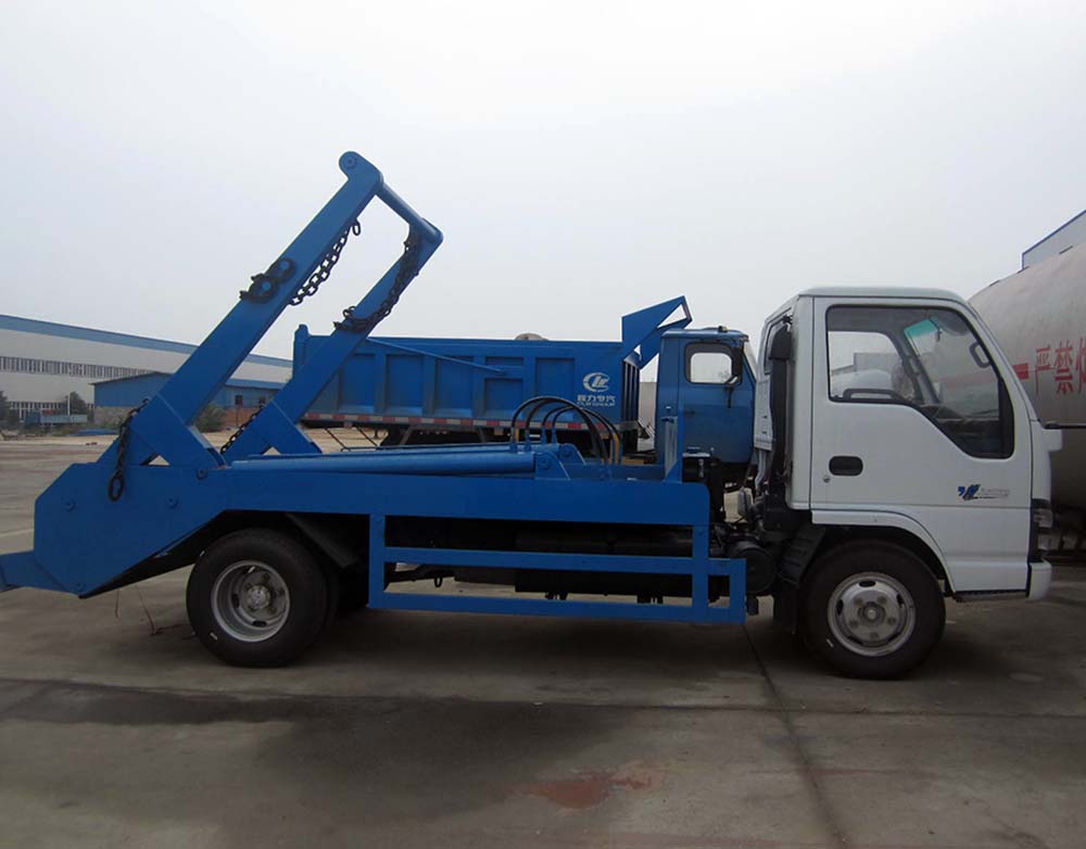 Isuzu skip lift truck