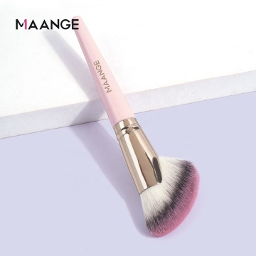 Custom Soft Bristle Scythe-shaped Contour Makeup Brush for Face