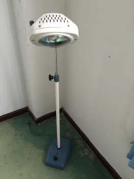 VG-751 single bulb small examination lamp for veternary care