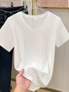 Classic Men's Round Neck T-Shirt