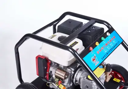 High Pressure Car Washer: Gasoline Pressure Washer for Cleaning Equipment