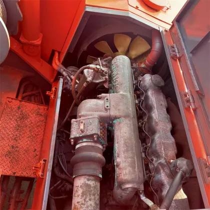 Shanghai Sale: Cheap Price HITACHI KH150 KH180 50tons Crawler Crane