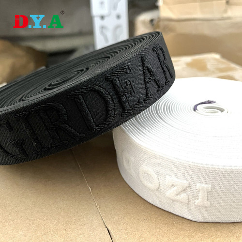 Hiệu ứng dập nổi màu đen và trắng Jacquard Band