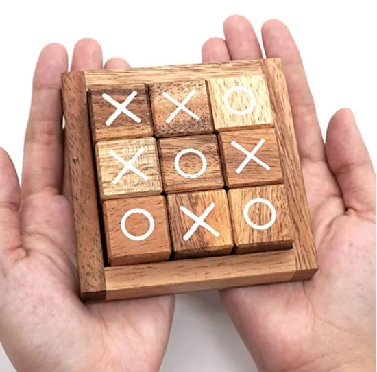 EASTOMMY Classic Tic Tac Toe Board
