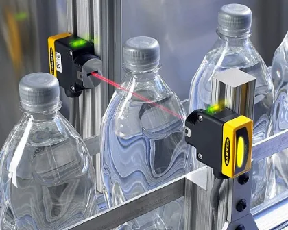 Banner WORLD-BEAM® QS30 Series Universal sensors