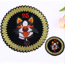 Aangepast logo gepersonaliseerde zelfklevende hond borduurwerk patch