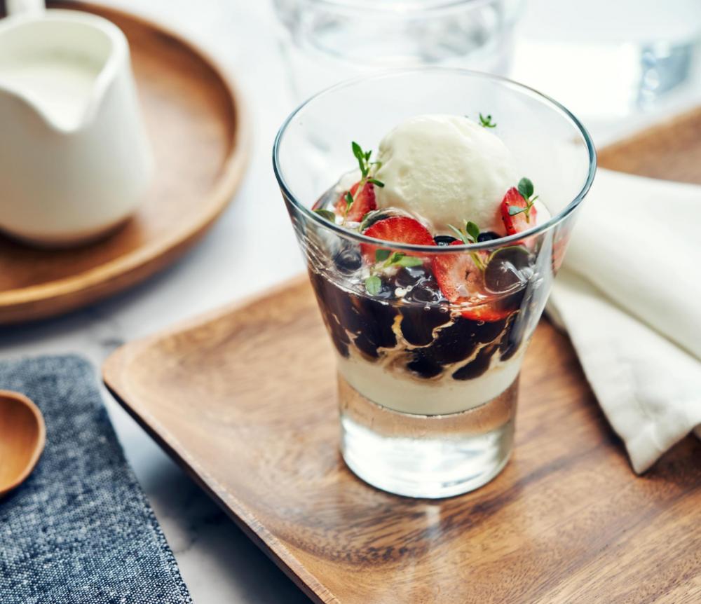 Comida negra de leche de café tapioca alimento de perlas